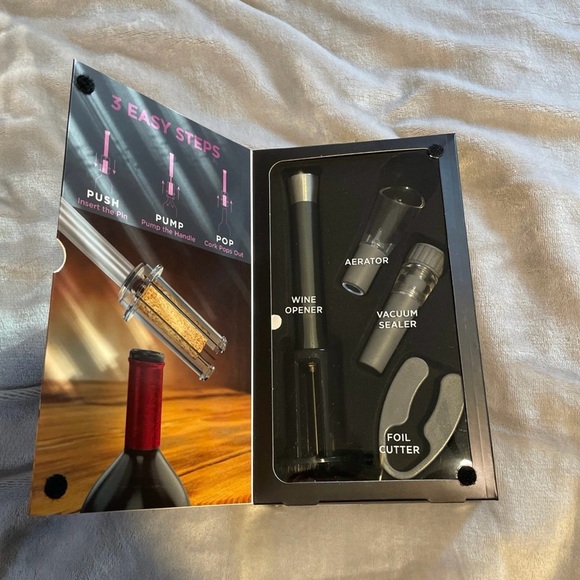 Brand new VINO POP wine opener - Picture 2 of 4